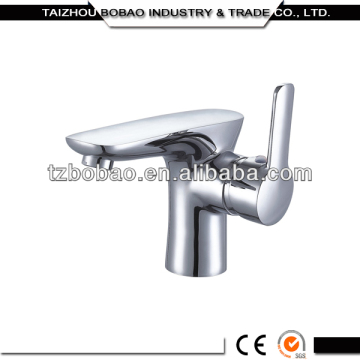 2014 New Design Hot & Cold Water Brass Faucet
