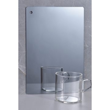 ग्रे रंग का ऐक्रेलिक पैनल