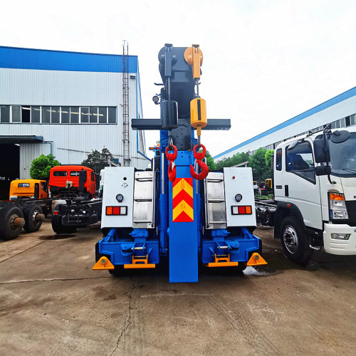 Isuzu 8x4 тяжелый врректор грузовик