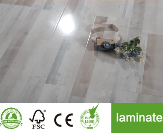 Beautiful High Gloss Wooden Flooring