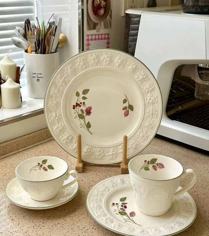Luxury Ceramic Dishware for Fine Dining