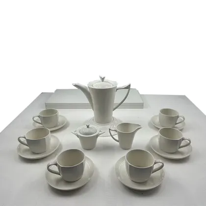 Elegant Ceramic Tea Ware for Traditional Tea Rituals