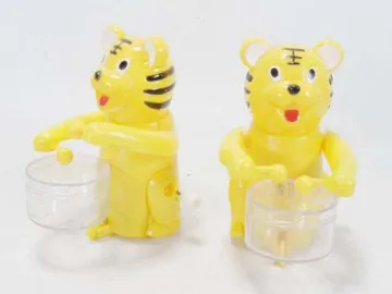 ON THE CHAIN OUTFIT SUGAR RUNNING DRUM CARTOON THE TIGER