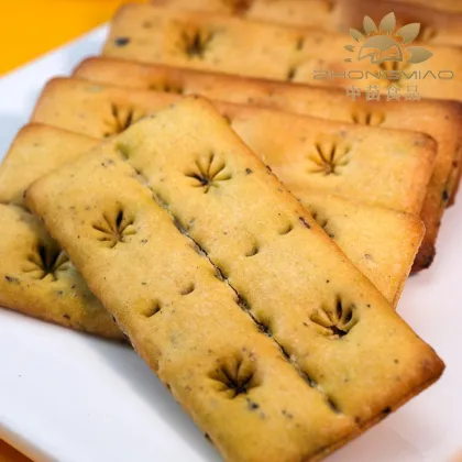 Plum Dried Vegetable Double Layer Biscuits