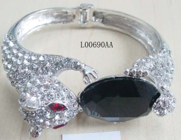 bangle