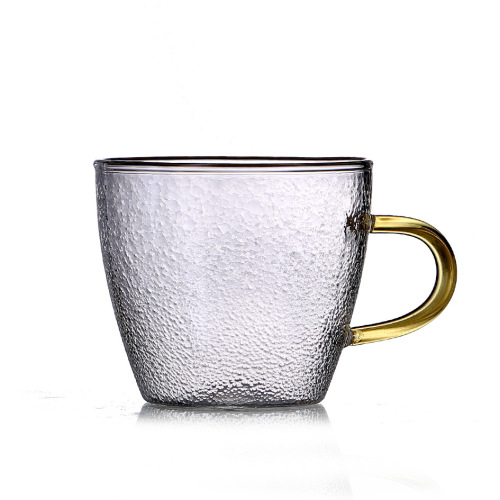 Yellow handle vertical grain cup