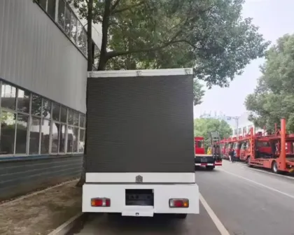 LED Roadshow Truck ISUZU 4x2