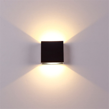屋内6W LEDウォールランプ - 寝室用のアルミニウム装飾防水壁の壁取り付け