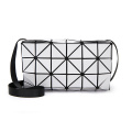 New geometric rhomboid bag with one-shoulder slanting span for ladies