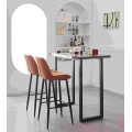 Elegante mesa de bar de mármol y 4 taburetes de naranja