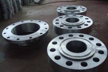 ANSIB16.47 carbon steel flange