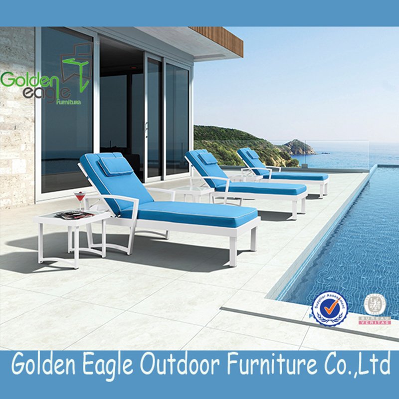 Outdoor Lounge Furniture