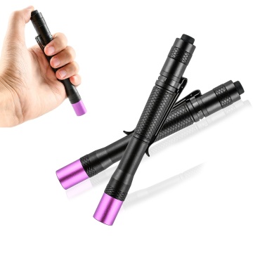 Nhà sản xuất tùy chỉnh 395nm đèn pin UV ánh sáng đen, đèn pin hoạt động bằng pin để phát hiện nước tiểu thú cưng
