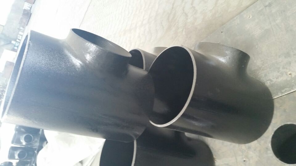 JIS B2312 butt welded pipe fittings reducing tee