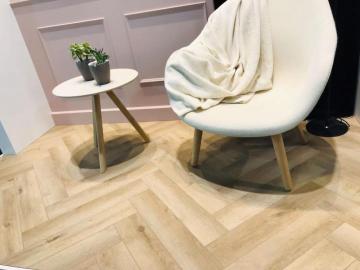 Rigide Core Herringbone SPC Vinyl Flooring Houten planken