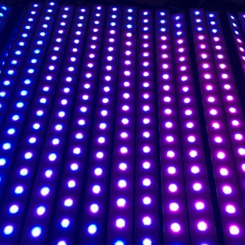 Luce lineare a barra LED RGB Full Color DMX