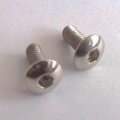 Tornillos de titanio M1.0 pequeños autorroscantes