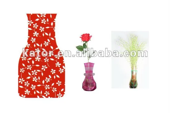 Foldable vase in red flower