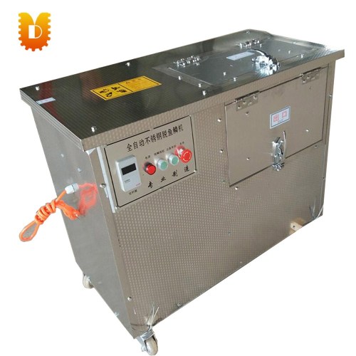 70cm rollers fish processing equipment / electric fish scale remover / fish scale removing machine