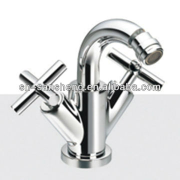 two handle wash basin faucet chrome plated