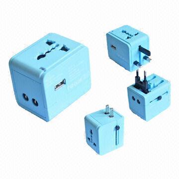Universal travel adapter with 100 to 240V AC input voltage