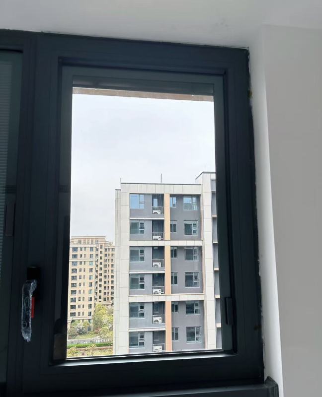 Durable Inward-tilting Window with Secure Opening