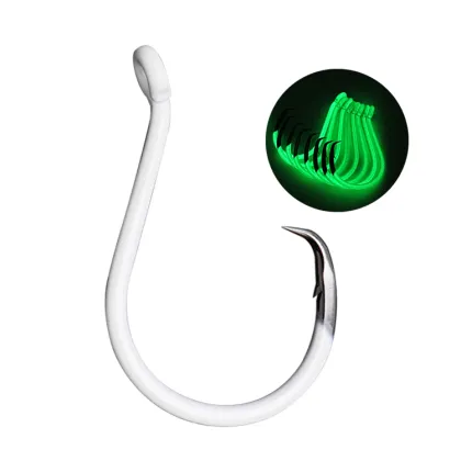 Gamakatsu Fishing Hooks and Luminous Fish Hook Kit for Best Fish Tank Supplies and Fishing Lures