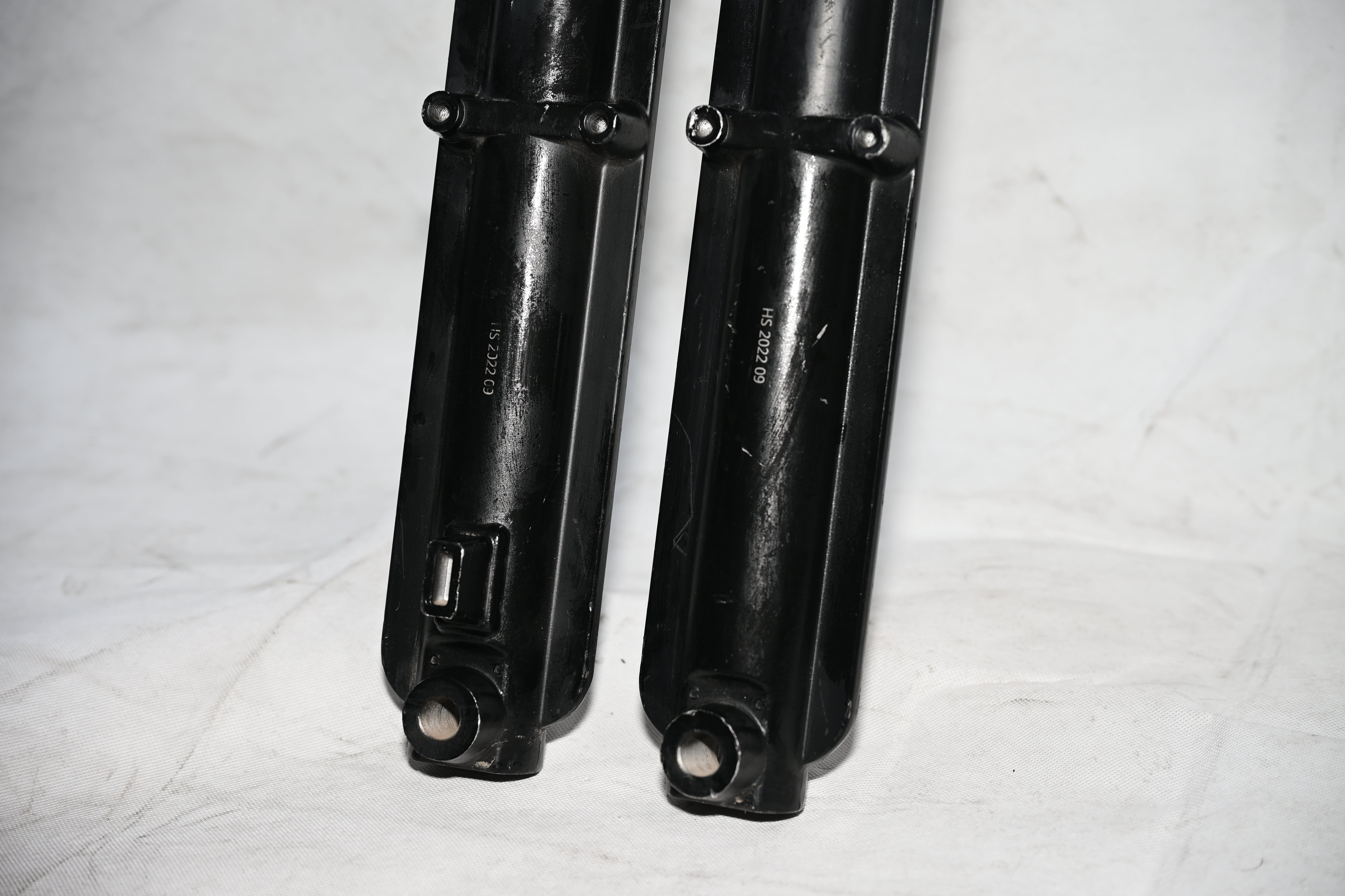 External spring shock absorber