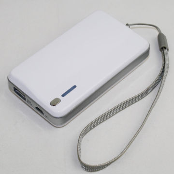 M44 White Portable Power Bank 4400mah Lithium-ion Iphone Battery Extenders For Ipod / Ipad