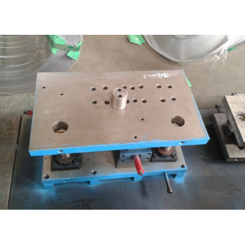 Metal stamping die kc104