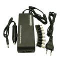 100W Universal Laptop Adapter mit Autoladegerät