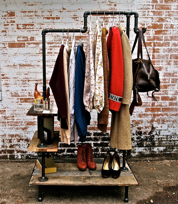 diy metal pipe clothes rack1