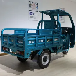 Fashionable Semi-enclosed Electric Tricycle