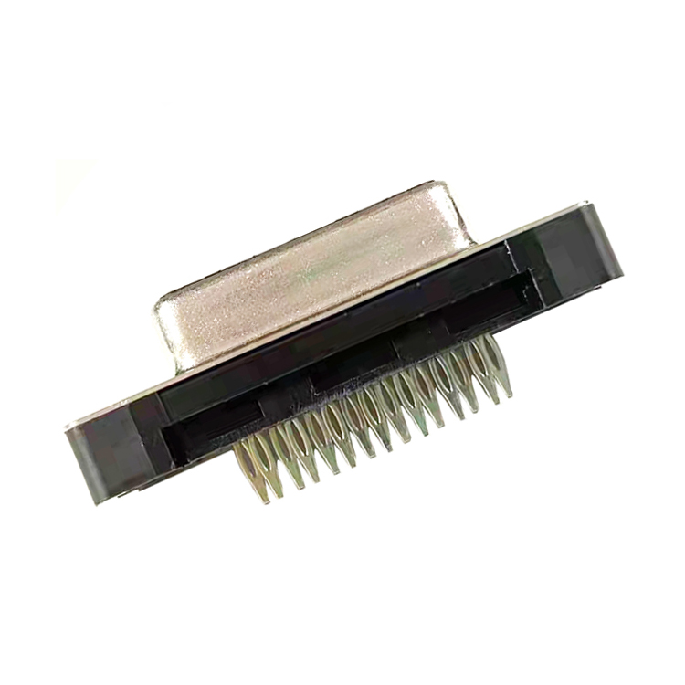 Konektor D-SUB dengan tipe press fit