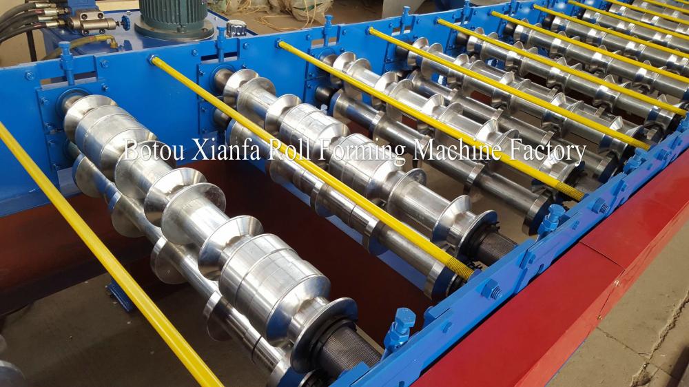 Thai style roofing sheet roll forming machine