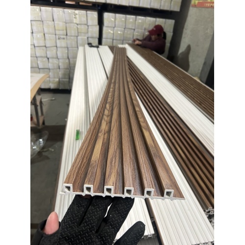 WPC Wall Panel Fluted Wall Clading Rintangan Saiz disesuaikan dengan Integrasi Lancar Tanpa Lancar Modern Rustic