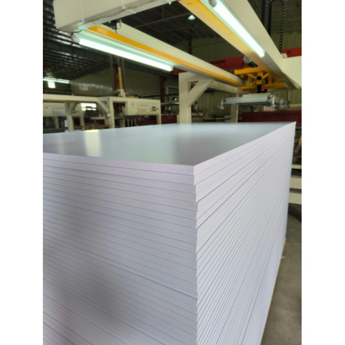 Tấm tủ nhựa PVC PET Sức mạnh bền vững cho nội thất hiện đại Ý thức sinh thái