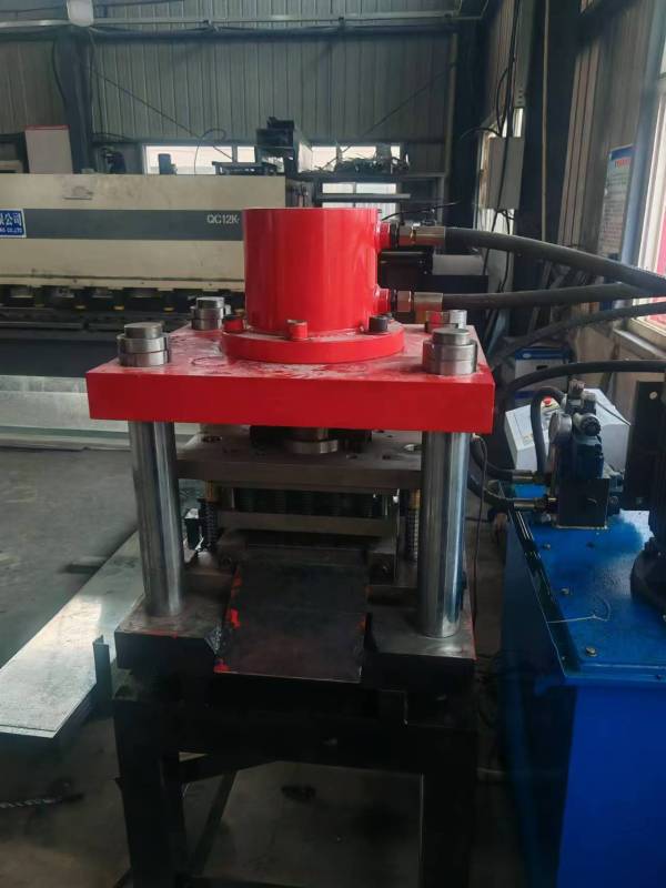Hydraulic Connector Machine