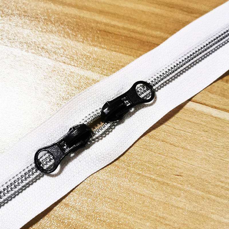 Nylon zipper head NLFZ-4-4