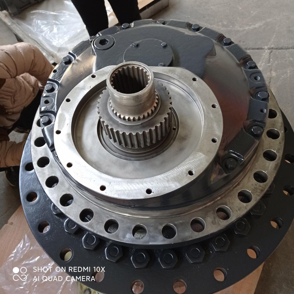 PC3000-6 Travel Gearbox