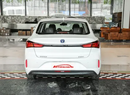 Changan Shenlan S7 Hybrid Electric Vehicle