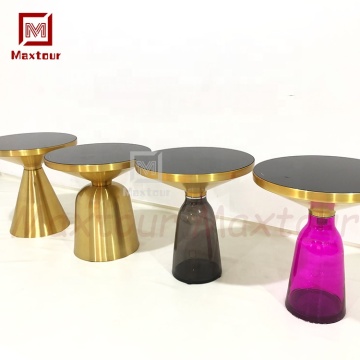 Moderner glänzender Chrom -Metall -Acryl -Tischbasis mit heller Glasecke
