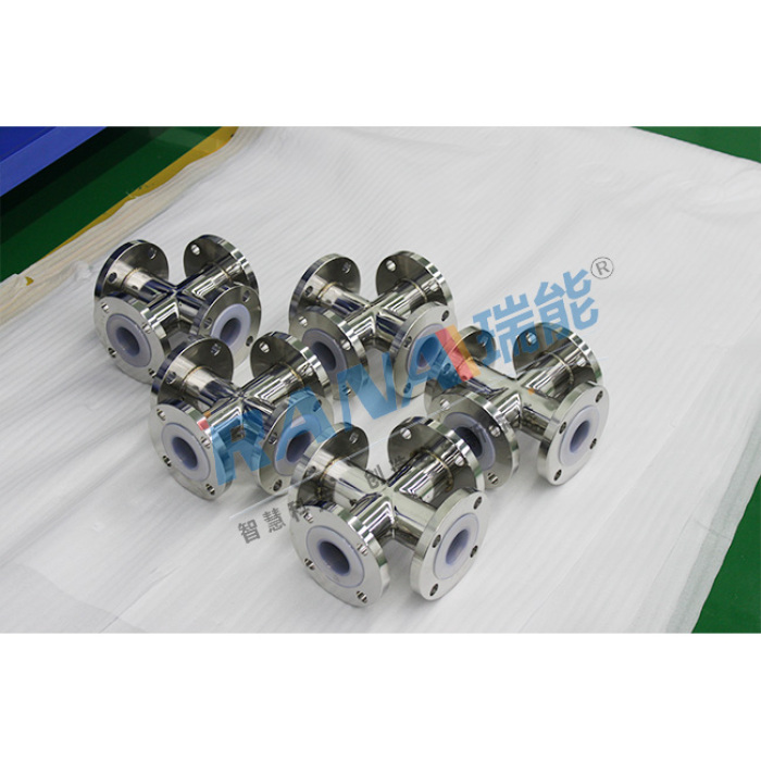Крыжавы фітынг з PTFE для трубаправода