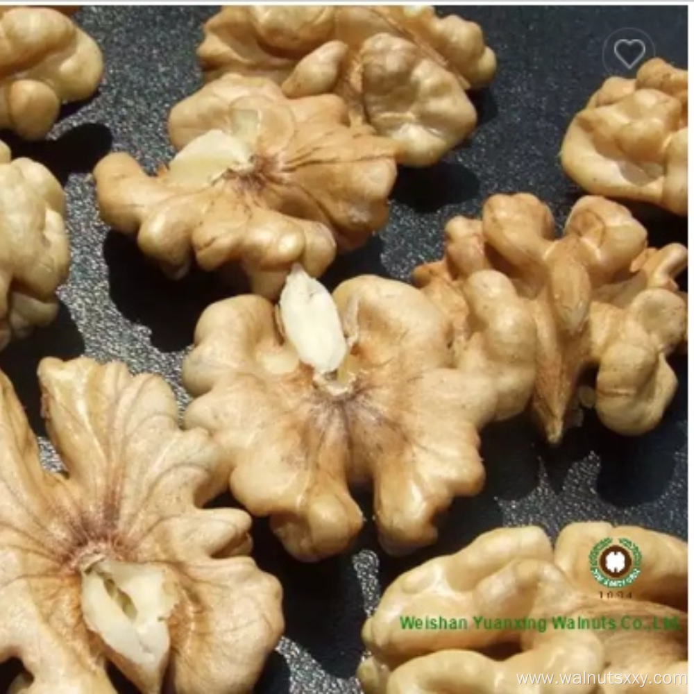 Low Price Top Quality Walnuts kernels light color Bulk