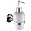 Accessoires de salle de bain murale