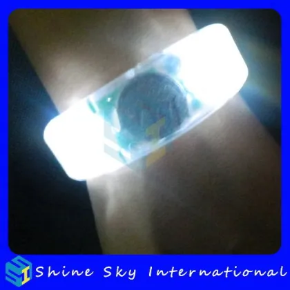 Low Price Professional Party Favor Flashing Glow Bracelet