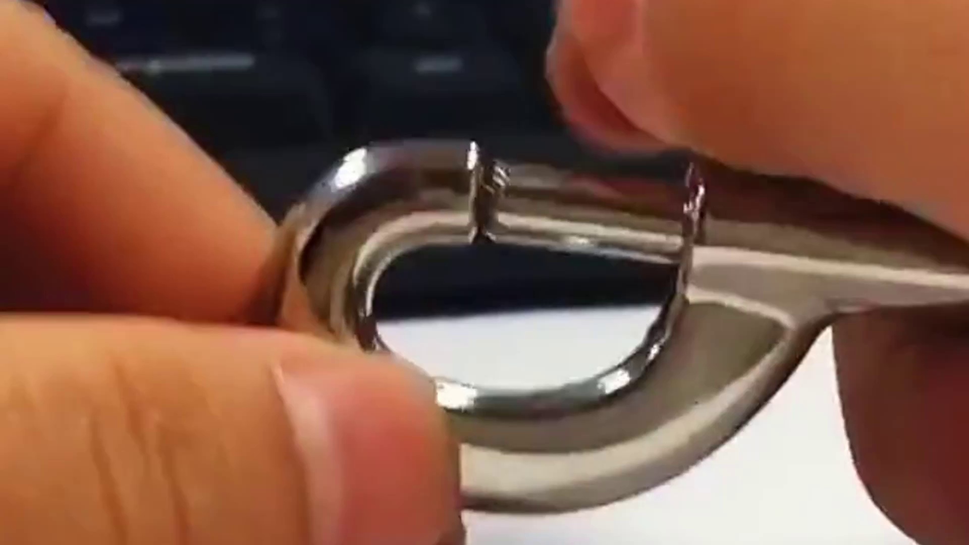 High Quality Swivel Carabiner with Safety Latch