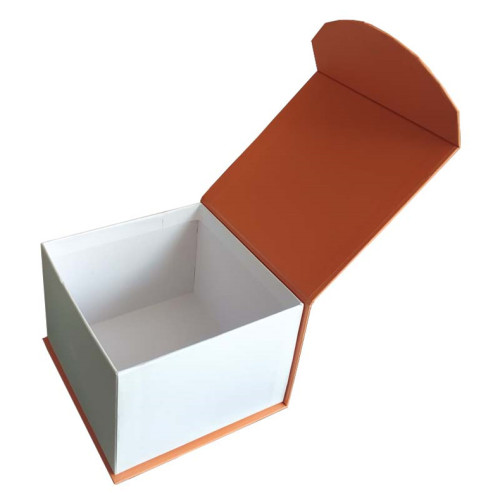 Custom Magnetic Gift Box