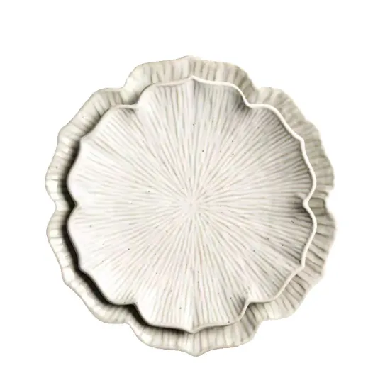 Japanese Handcrafted Irregular Design Vegetable Pasta and Dessert Petal Plates