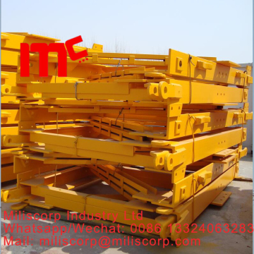 Tower crane mast section